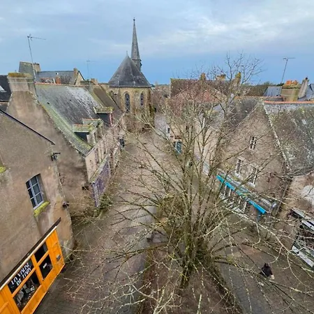 Le Culsale Joli Au Coeur Des Remparts Avec Vue Imprenable Sur Les Toits شقة Guérande